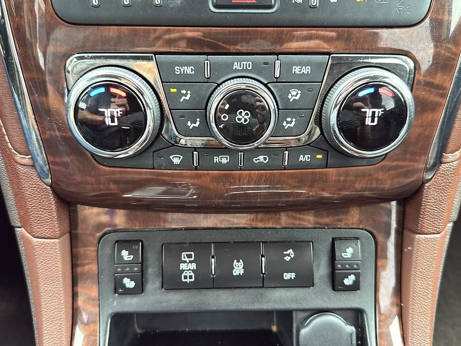 Used 2014 Buick Enclave Leather FWD image 39