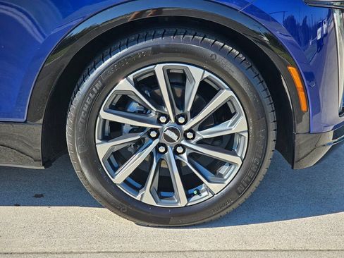 Certified 2024 Cadillac Lyriq Sport w/ LPO, Floor Liner Package AWD/4WD image 9