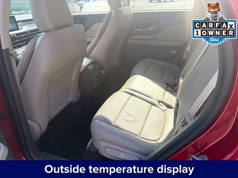 Used 2022 Lincoln Corsair AWD w/ Premium Package image 34