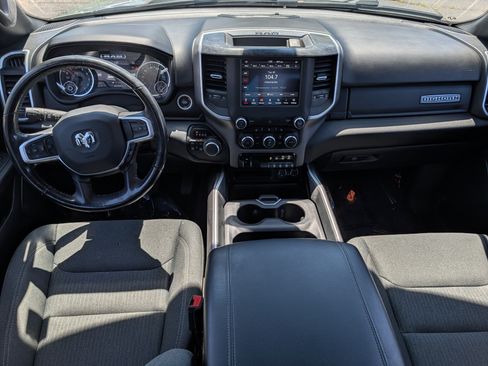 Used 2020 RAM 1500 Big Horn AWD/4WD image 14