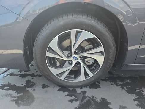 Used 2024 Subaru Legacy Premium image 5