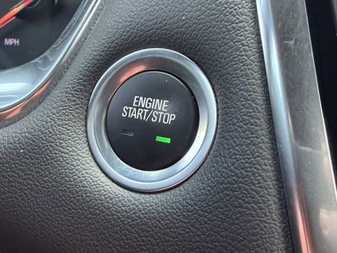 Certified 2023 Chevrolet Traverse LT image 31