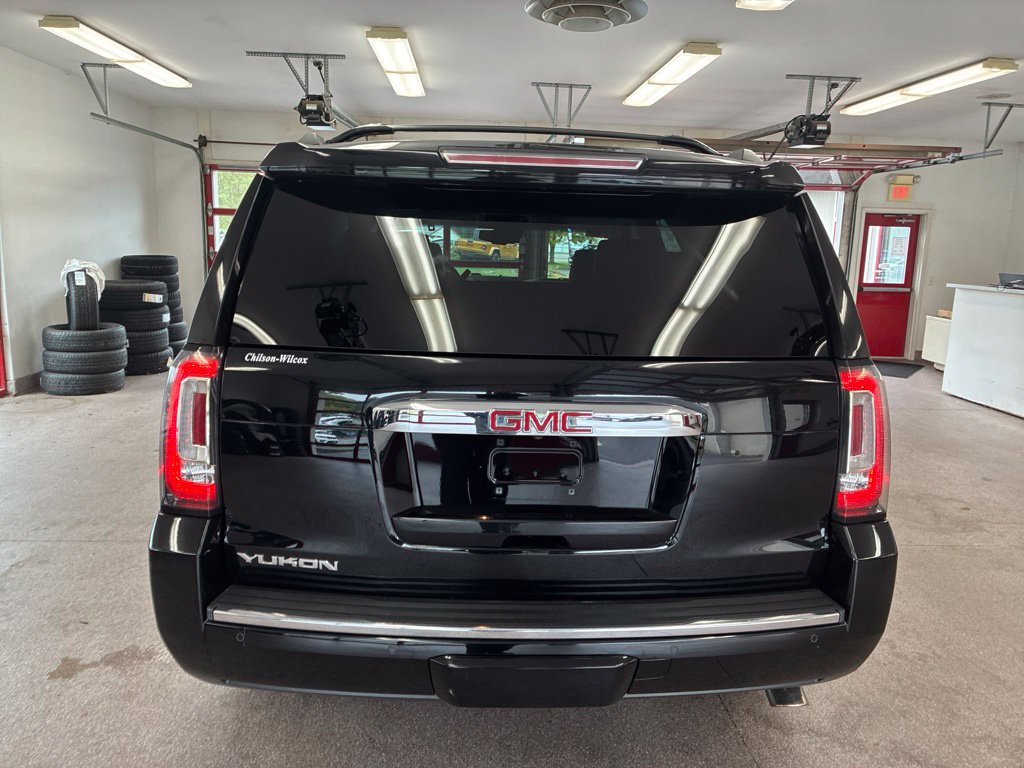 Used 2018 GMC Yukon Denali w/ Open Road Package AWD/4WD image 25