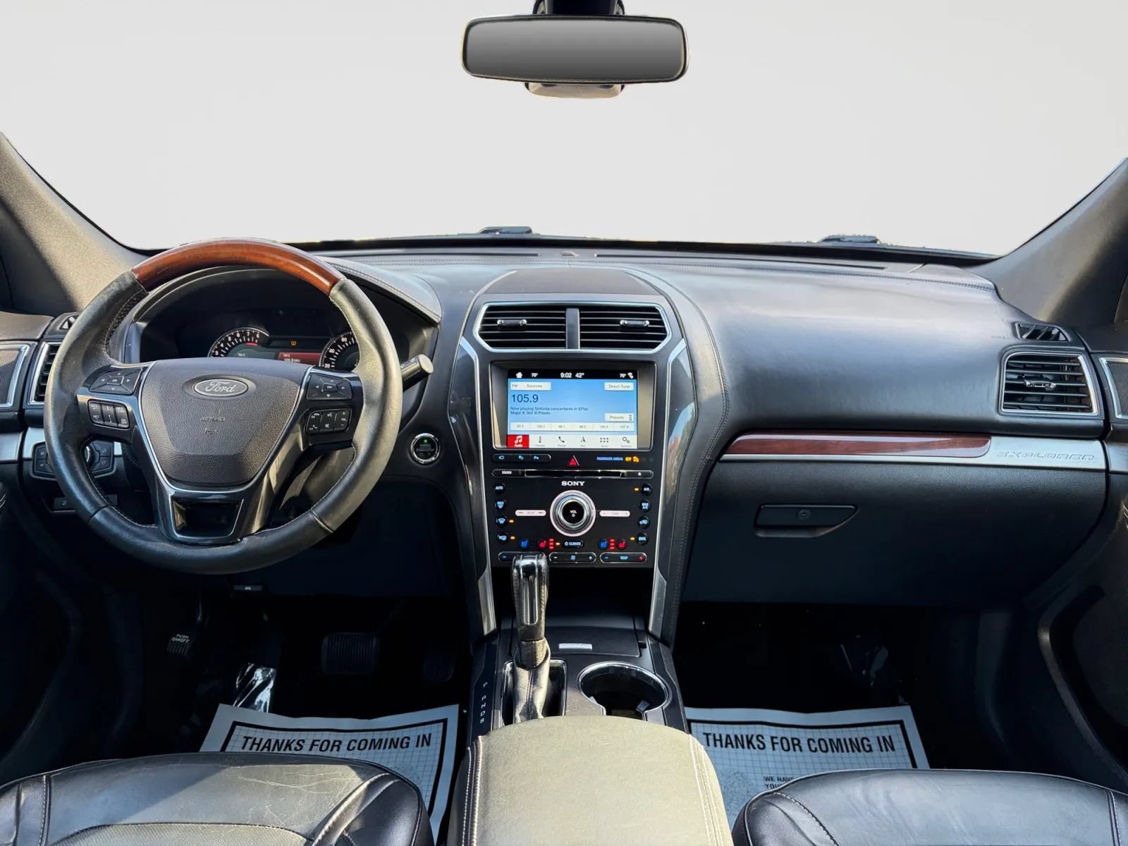Used 2018 Ford Explorer Platinum AWD/4WD image 24