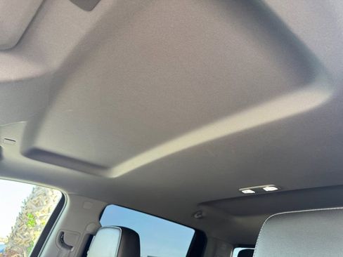 Used 2019 Chevrolet Silverado 1500 LT Trail Boss image 15