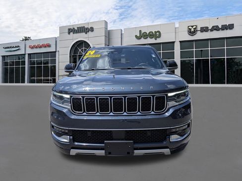 Certified 2024 Jeep Wagoneer Series II AWD/4WD image 8