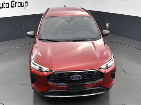 Used 2025 Ford Escape ST-Line FWD image 16