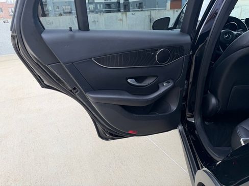 Used 2017 Mercedes-Benz GLC 300 image 21