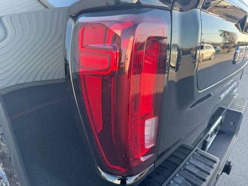 Used 2024 GMC Sierra 1500 AT4 w/ Technology Package image 33