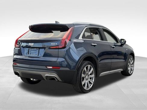 Used 2019 Cadillac XT4 Premium Luxury w/ Technology Package AWD/4WD image 7