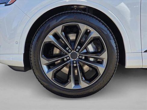 New 2026 Audi Q7 3.0T Premium Plus image 9