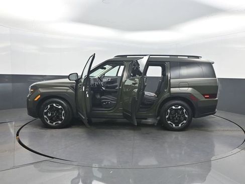 Used 2025 Hyundai Santa Fe SEL image 40