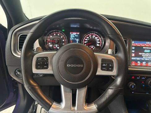 Used 2014 Dodge Charger SRT8 Super Bee w/ Convenience Group II RWD image 38
