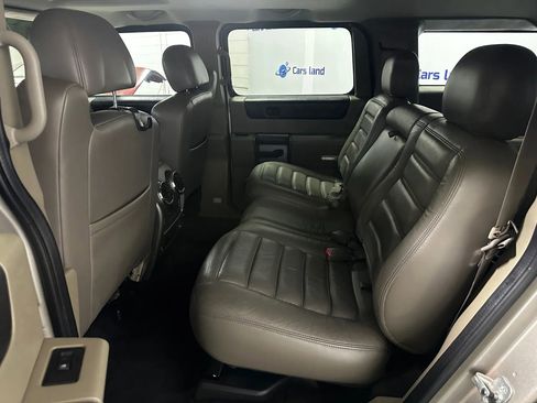 Used 2004 HUMMER H2 w/ Preferred Equipment Group image 15