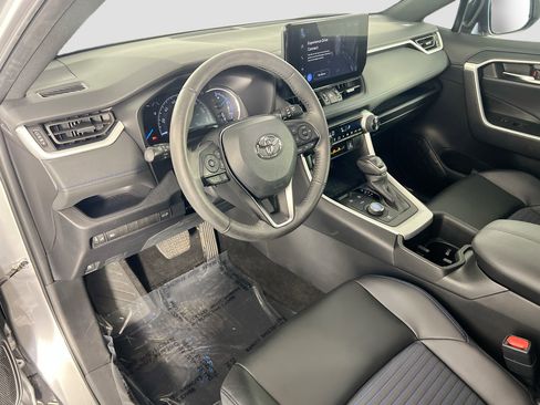 Used 2024 Toyota RAV4 XSE image 10
