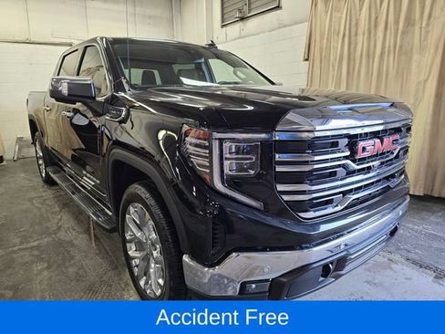 Used 2024 GMC Sierra 1500 SLT w/ SLT Premium Plus Package AWD/4WD image 4