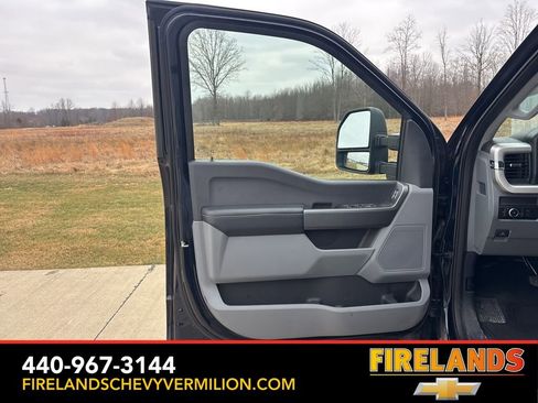 Used 2025 Ford F250 XL w/ STX Appearance Package image 9