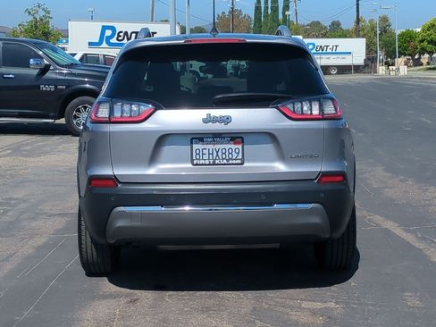 Used 2019 Jeep Cherokee Limited FWD image 7