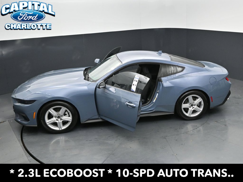 Used 2026 Ford Mustang Coupe RWD image 33