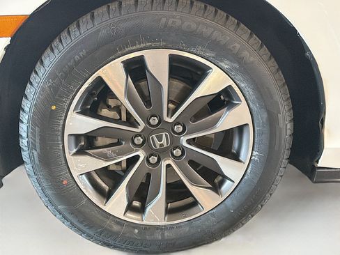 Used 2023 Honda Odyssey EX-L image 11
