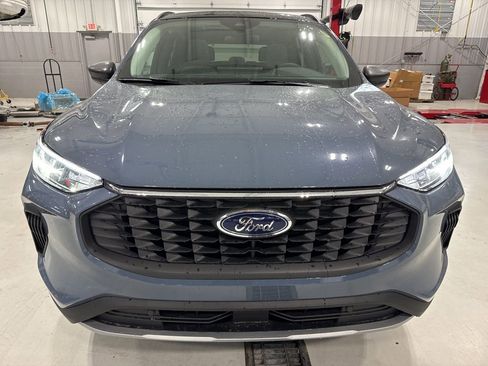 New 2025 Ford Escape Active w/ Tech Pack #1 AWD/4WD image 12