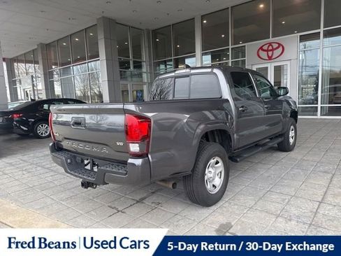 Used 2022 Toyota Tacoma SR image 5