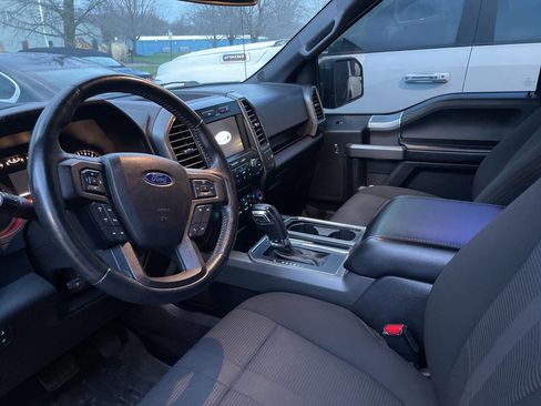 Used 2017 Ford F150 XLT w/ Equipment Group 302A Luxury image 8