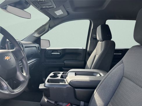 Used 2023 Chevrolet Silverado 1500 Custom image 11