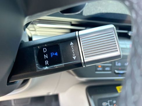 New 2026 Hyundai Kona Limited FWD image 14