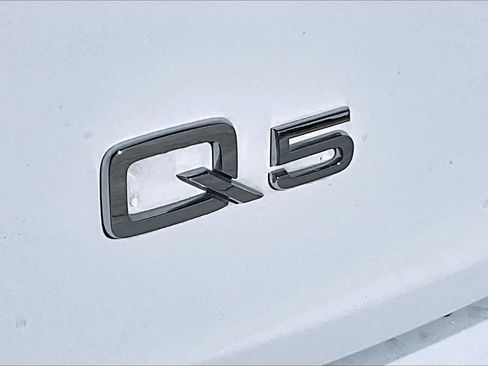 Used 2023 Audi Q5 2.0T Premium Plus image 29