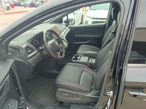 Used 2025 Honda Odyssey Sport-L image 4
