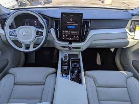 New 2026 Volvo XC60 T8 Ultra w/ Protection Package Premier image 11