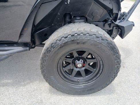 Used 2016 Jeep Wrangler Unlimited Sport AWD/4WD image 16