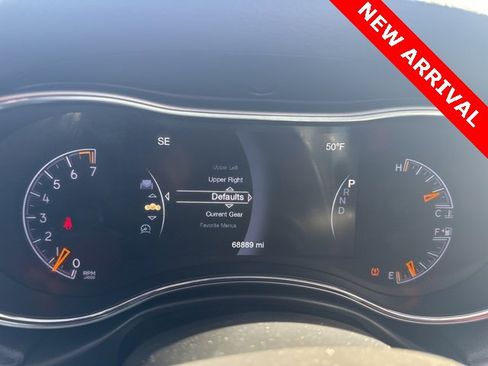 Used 2022 Jeep Grand Cherokee Laredo X image 14