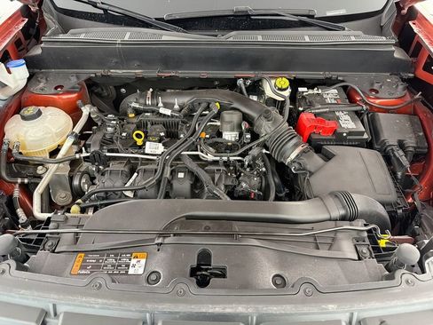 Used 2024 Ford Maverick Lariat AWD/4WD image 32