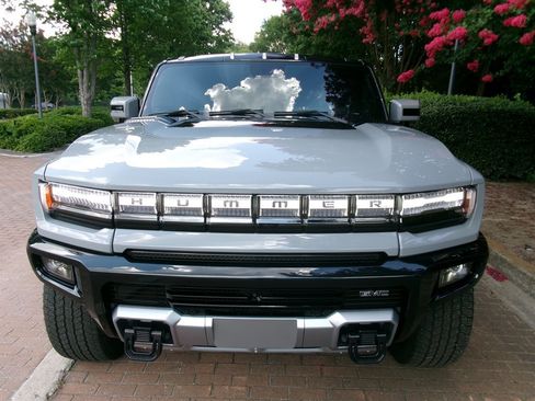Used 2024 GMC Hummer EV 2X AWD/4WD image 2