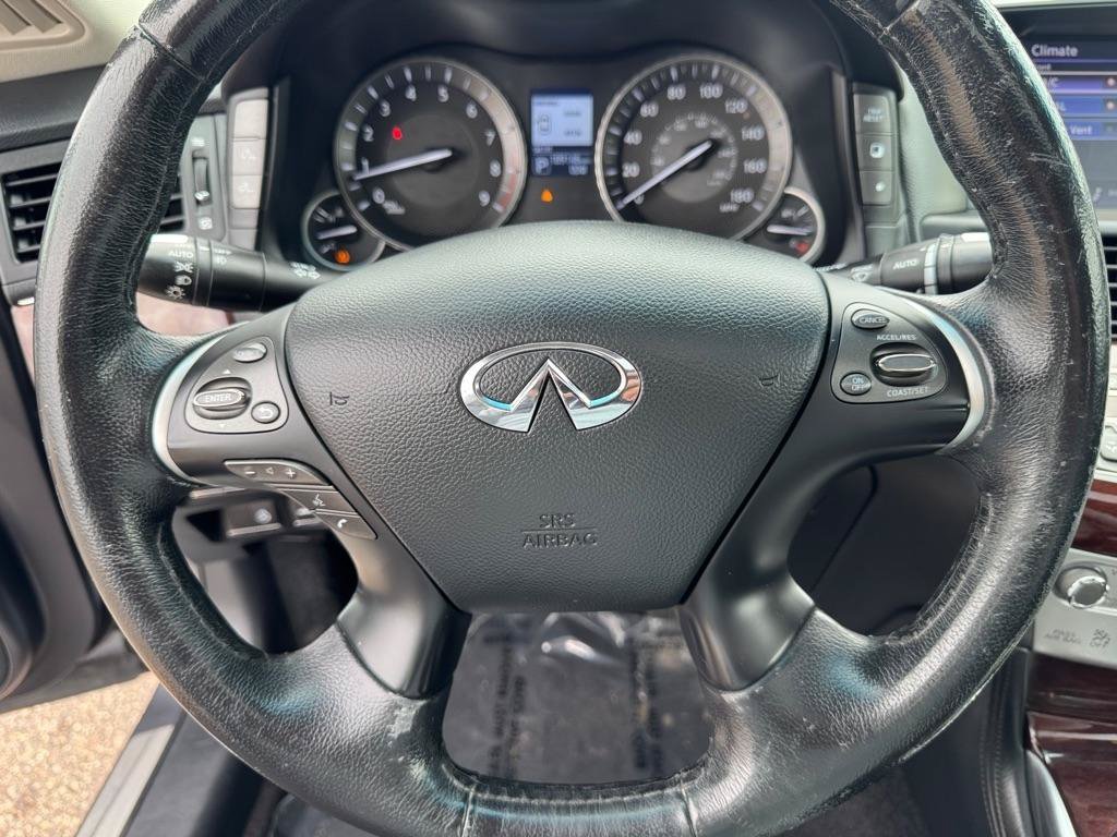 Used 2017 INFINITI Q70 L 3.7 AWD/4WD image 40