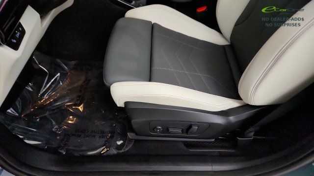 Used 2026 BMW X2 xDrive28i AWD/4WD image 48