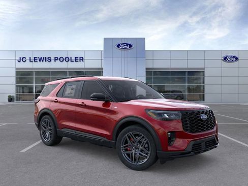 New 2026 Ford Explorer ST-Line w/ ST-Line Street Pack image 7