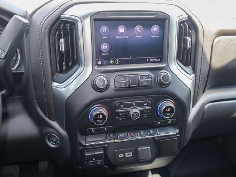 Used 2020 Chevrolet Silverado 1500 RST image 17