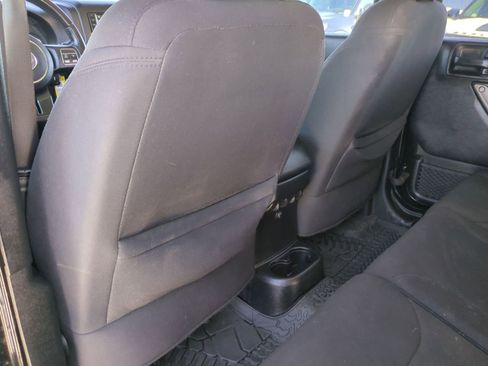 Used 2017 Jeep Wrangler Unlimited Sport image 24