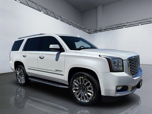 Used 2020 GMC Yukon Denali w/ Open Road Package AWD/4WD image 9