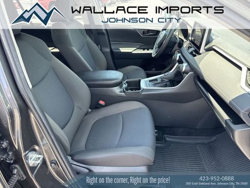Used 2023 Toyota RAV4 LE FWD image 36