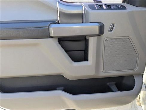 Used 2019 Ford F150 XLT w/ Equipment Group 302A Luxury image 9