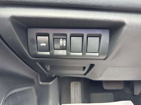 Used 2022 Subaru Legacy image 10