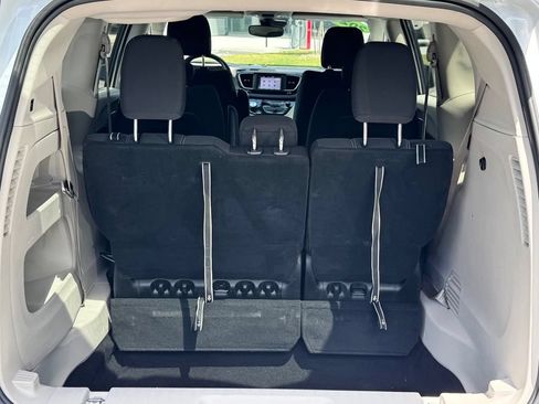 Used 2023 Chrysler Voyager LX FWD image 34