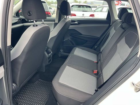 Certified 2023 Volkswagen Taos S AWD/4WD image 20