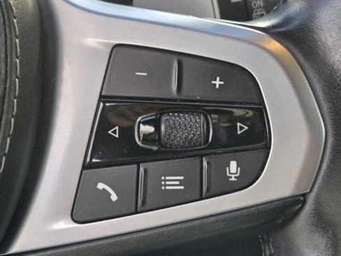 Used 2021 BMW X5 xDrive40i w/ M Sport Package image 25