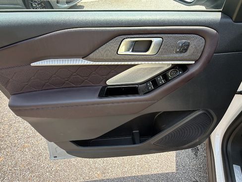 Used 2025 Ford Explorer Platinum w/ Ultimate Package RWD image 14