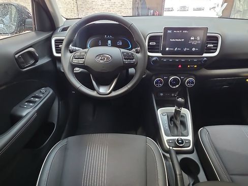 New 2026 Hyundai Venue SEL FWD image 13